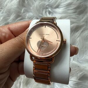 Michael Kors Shiny rose  Gold watch